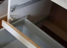 Front rail/divider/partition