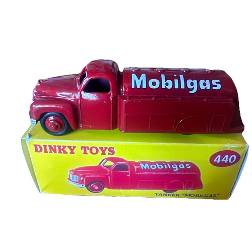 Dinky toys 440 - toys,