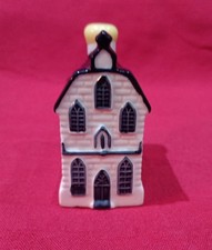 KLM Blue Delft House by BOLS