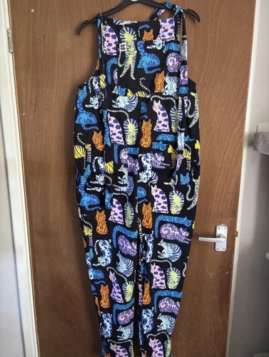 Lucy yak dolby - ‘dolby’, limited