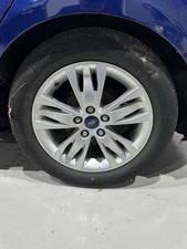 Ford Focus 2014 Alloy Wheel And Tyre