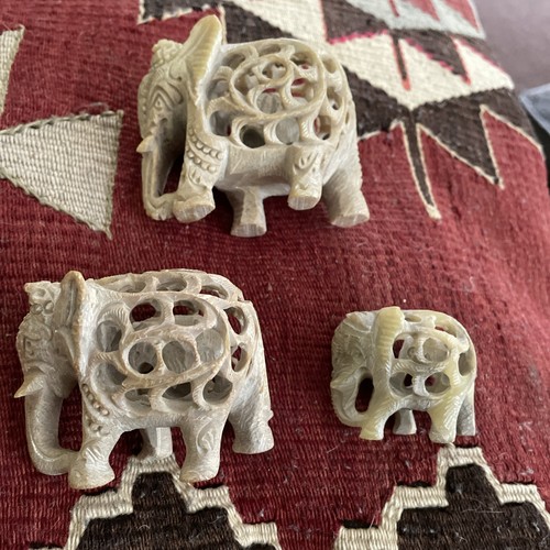 Vintage hand carved - x,