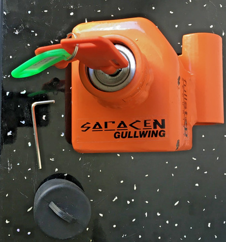 Saracen gullwing caravan hitch - gullwing,
