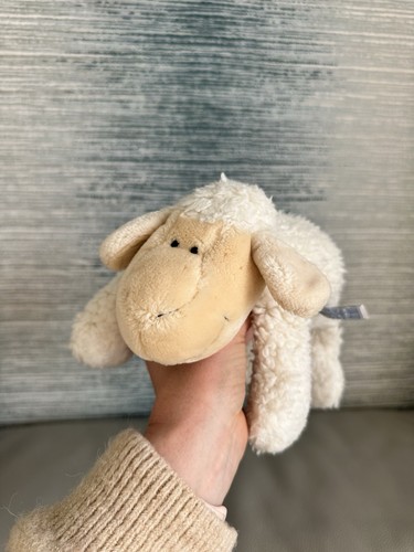 Nici creamy white sheep lamb - creamy,