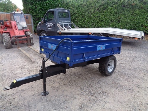Compact tractor tipper trailer