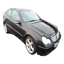 MERCEDES C CLASS RF WINDOW REGULATOR A2037204046