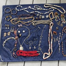 Costume Jewelry Necklace
