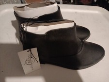 Sole Mates Ankle Boots Women's Size 6, Black