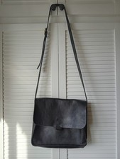 Toast Kate Sheridan cross body bag black large