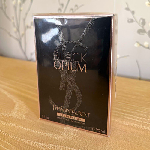 Yves saint laurent black opium - laurent,