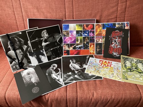 Pearl jam live ten - ten, ltd