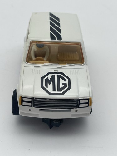 Vintage scalextric metro - scalextric, mg