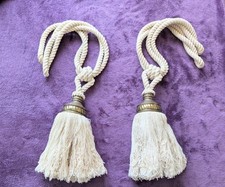 VINTAGE PAIR BEAUTIFUL LARGE SIZE CREAM ROPE CURTAIN TIEBACKS WITH METAL CAPS