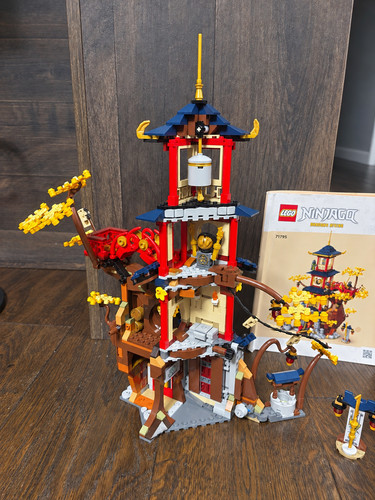 Lego ninjago 71795 temple - ninjago,