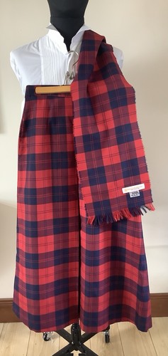 Woman scottish tartan - ,