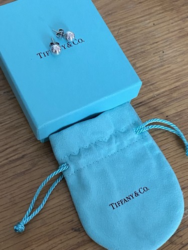 Authentic tiffany ball 8 - &,