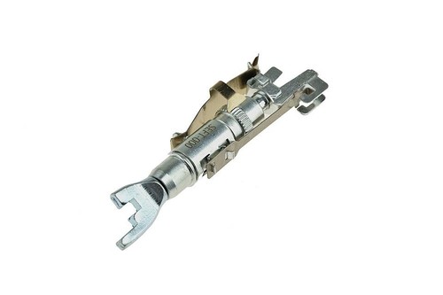 Drum brake adjuster for - brake,