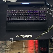 Razer Huntsman V2 Gaming Keyboard