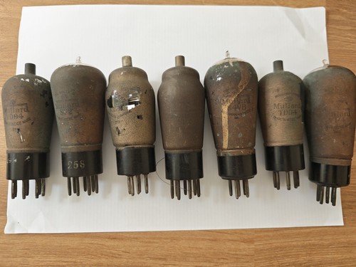 Vintage mullard valves - 7x,
