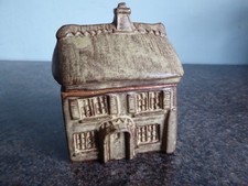 Charmouth Pottery - Cottage -
