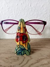Poppy design spectacle holder