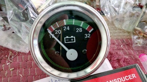 Volt voltmeter gauge - voltmeter,