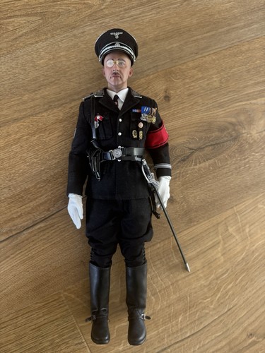 Scale wwii german officer - scale,