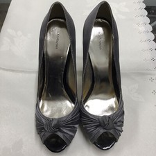 V.t Collection Heeled Grey Shoes