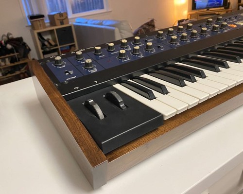 Korg polysix synthesizer - korg,