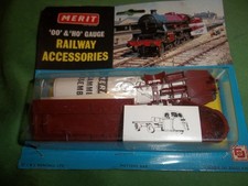 MERIT OO GAUGE AND HO GAUGE