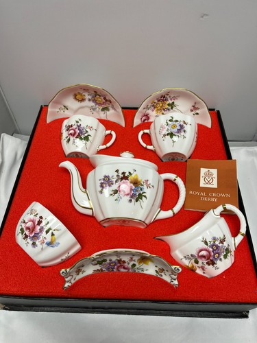 Royal crown derby - crown,