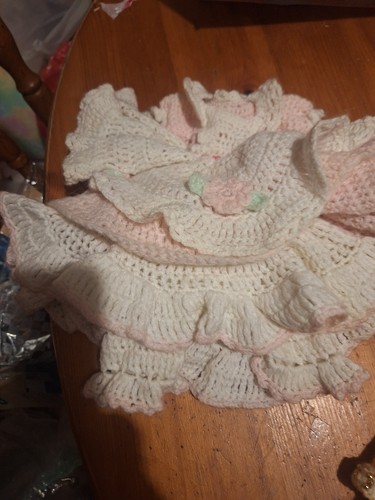 Hand knitted vintage dolls - hand,