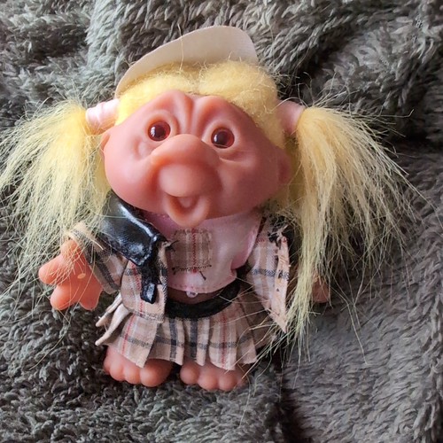 Retro chav troll - retro,