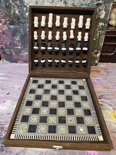 Rare handmade chess - handmade,