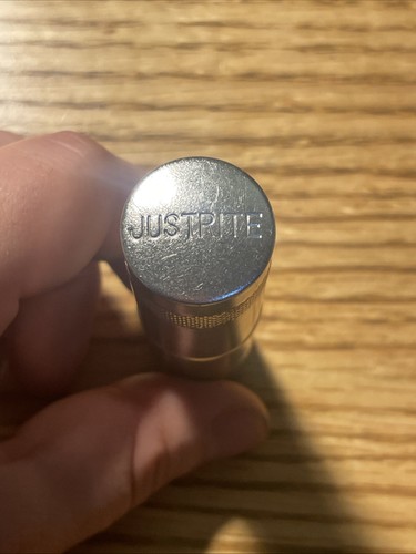 Justrite match container