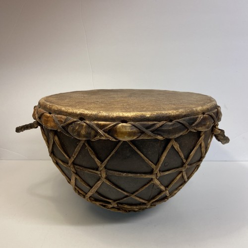 Rare african kettle drum - african,