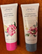 Joules Floral Wreath Uplifting