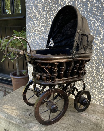 Vintage dolls display - vintage, pram