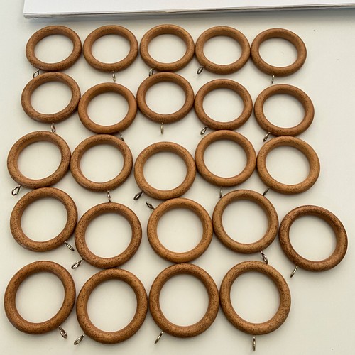 Wooden curtain pole rings - ,
