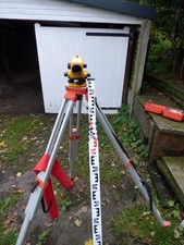 Automatic Dumpy Level on Tripod with 5m telescopic Staff