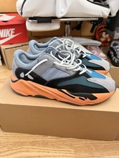 Yeezy 700 Wave Runner Wash