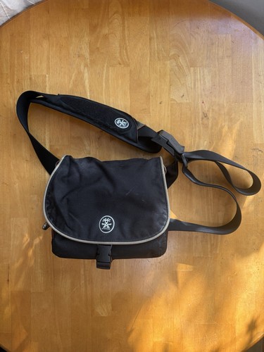 Crumpler budgie smuggler - crumpler,