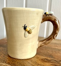 Gisela Graham Ltd - Shabby Chic Beige Glazed Ceramic Honey Bee Mug Cup 4”