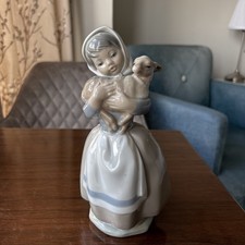 NAO ROSAL SPAIN for LLADRO