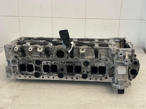 Cylinder head for - head, mercedes