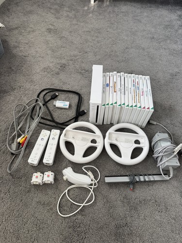 Nintendo wii console - , big