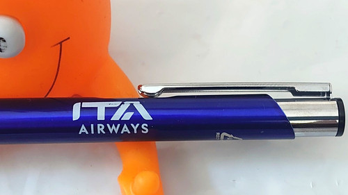 Ita airlines airways pen - ita,