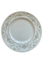 x 7 Royal Doulton The Romance Collection Diana Side Salad Starter Plates 21cm