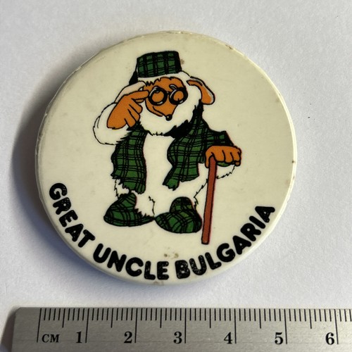 Vintage collectible pin badge - vintage,