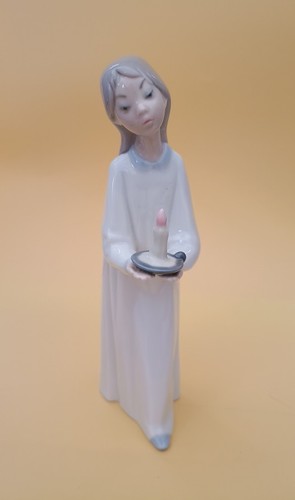 Lladro figure girl - lladro, candle